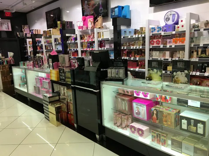 Perfumania 7