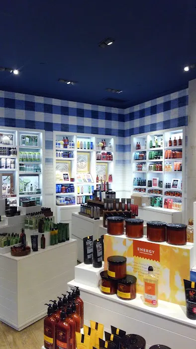 Bath & Body Works 1