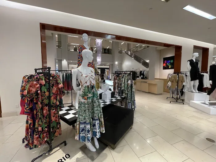 Saks Fifth Avenue 9
