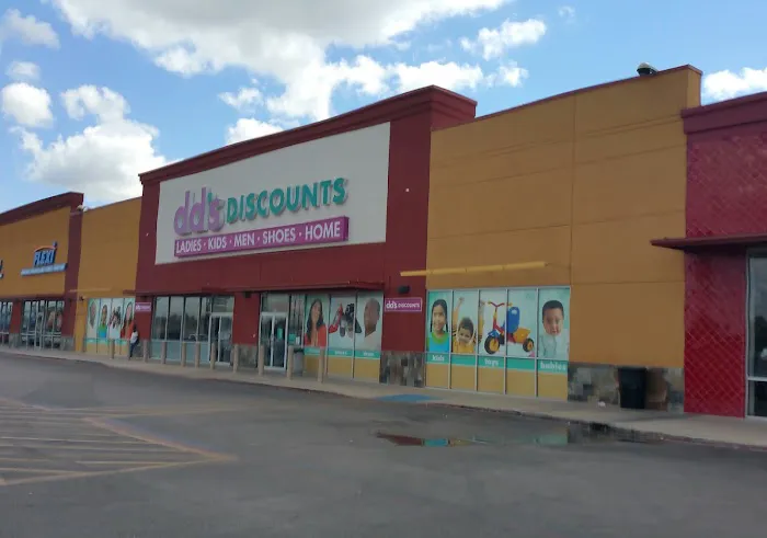 dd's DISCOUNTS 4