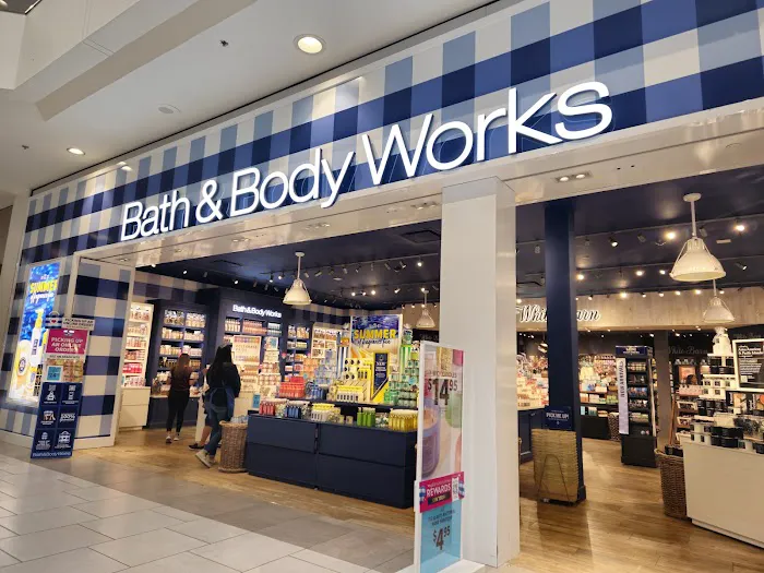 Bath & Body Works 2