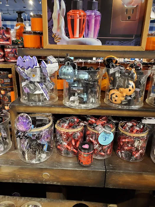 Bath & Body Works 4