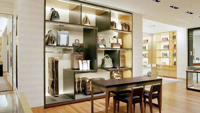 Louis Vuitton San Antonio Saks 1