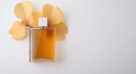 What Does Tonka Smell Like in Perfume? Discover Its Unique Fragrance