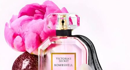 What Does the Victoria’s Secret Bombshell Perfume Smell Like?