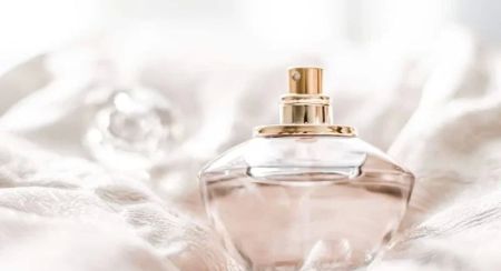 What Perfume Smells Like Baby Powder | Scent Snob