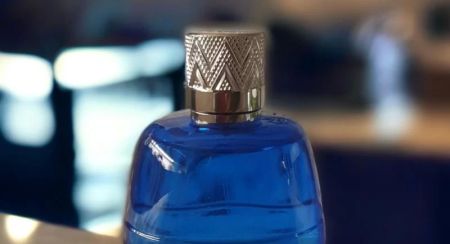 What Does Missoni Perfume Smell Like – A Detailed Look at Its Scent Profile and Style