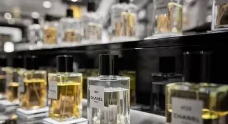 Do You Like Perfume? A Deep Dive Into Why Scents Matter