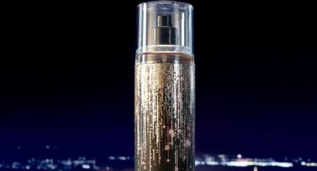 What Does Into the Night Perfume Smell Like?